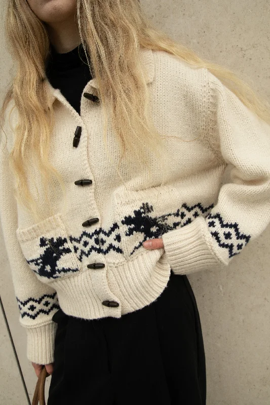 PATTERNED CARDIGAN WITH TOGGLE CLOSURE