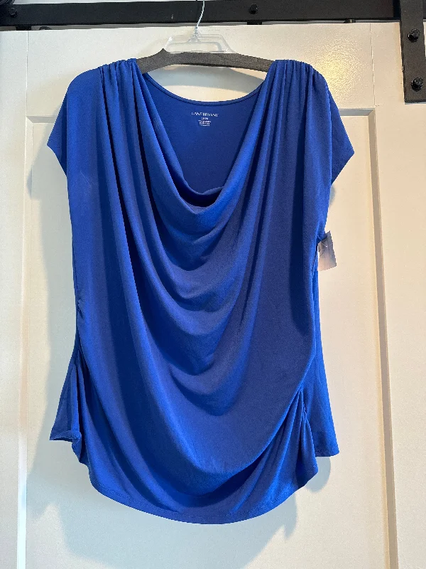 Top Short Sleeve By Lane Bryant In Blue, Size: 1x